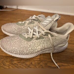 Adidas Alpha Bounce Tennis Shoes
